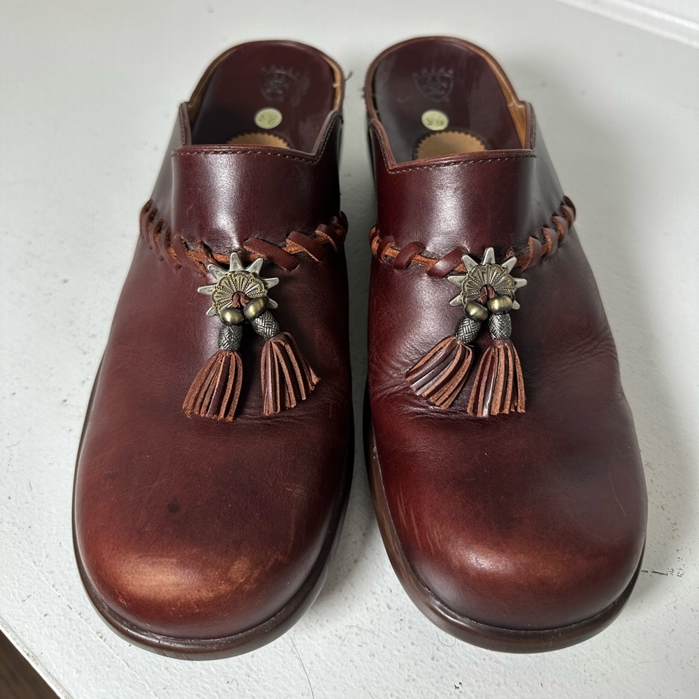 Ariat Women’s 9.5 Brown Leather Clog Mules Western Tassel Slip-On Comfort Shoes - Picture 3 of 10